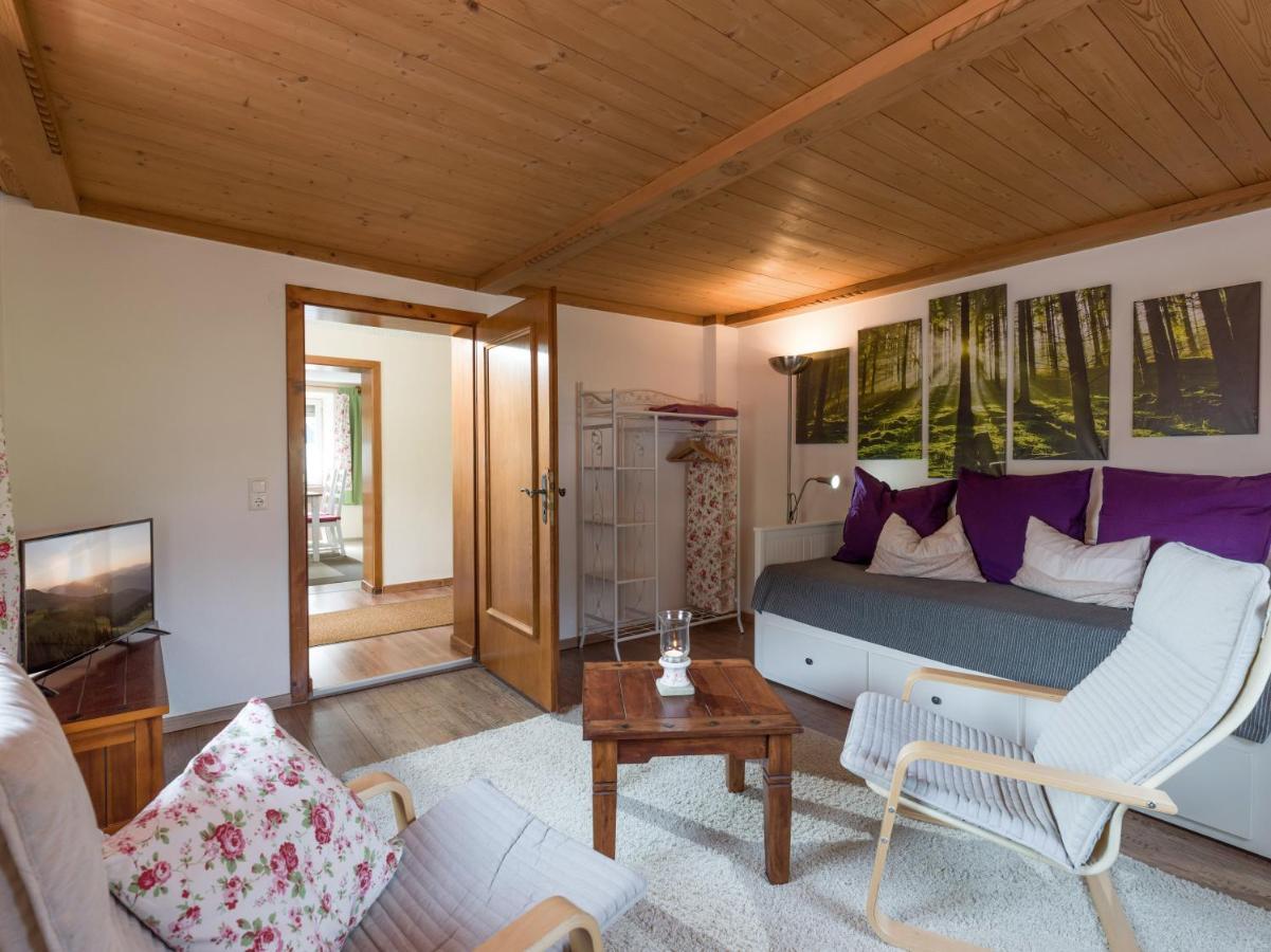 Neuheim Apartment *